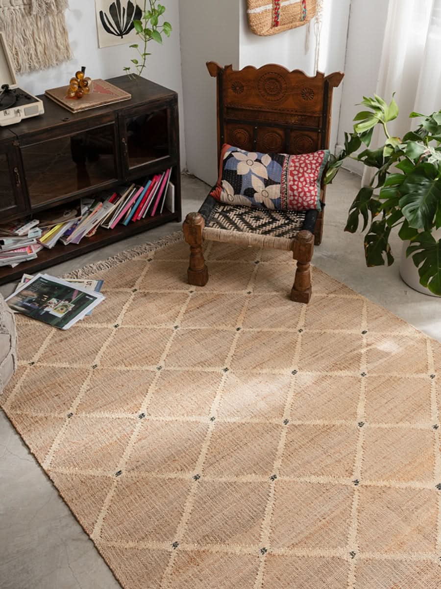 Beige Indian Jute Rug with diamond pattern, natural material, home decor
