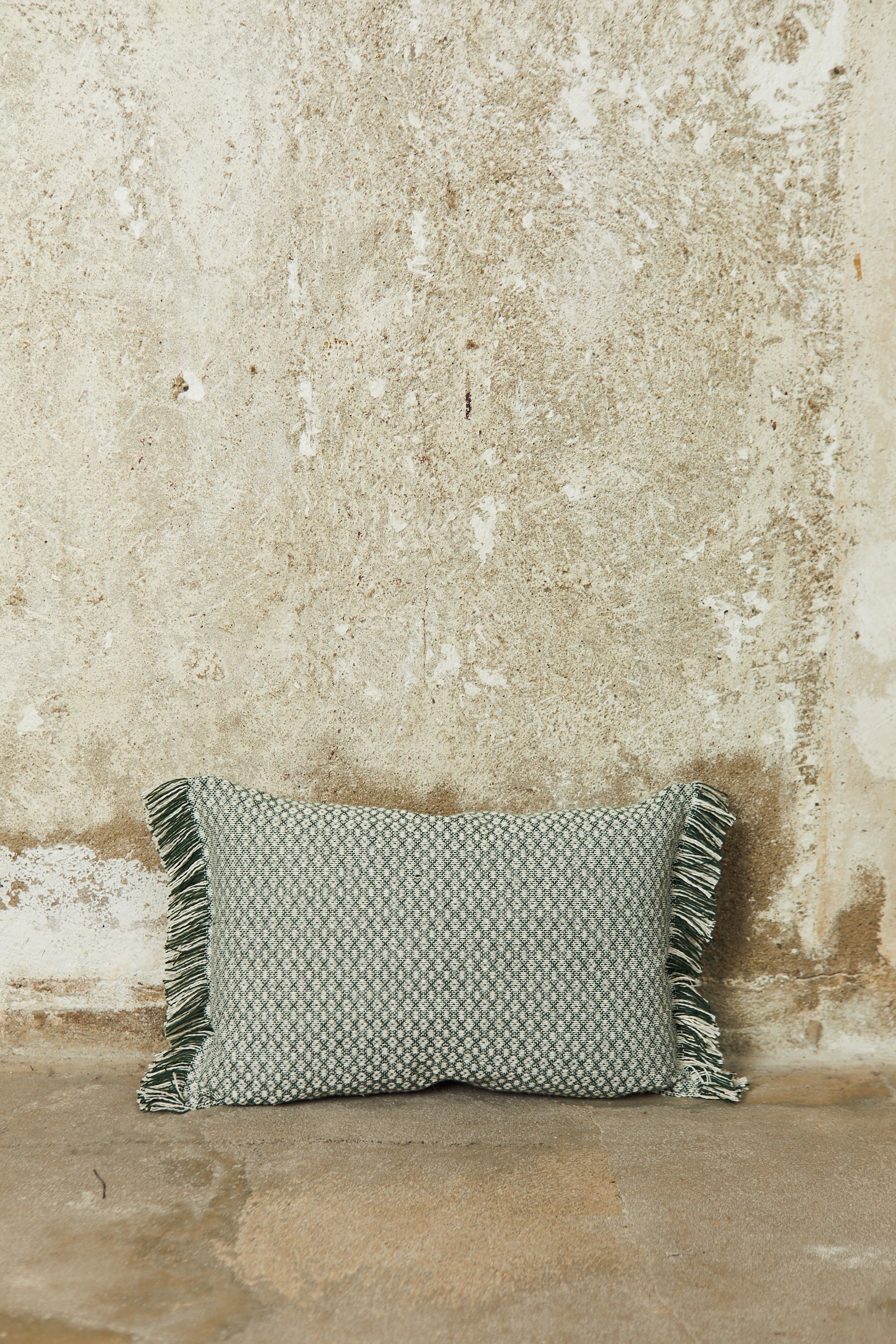 Green Houndstooth Cushion Cover 30cm x 45cm