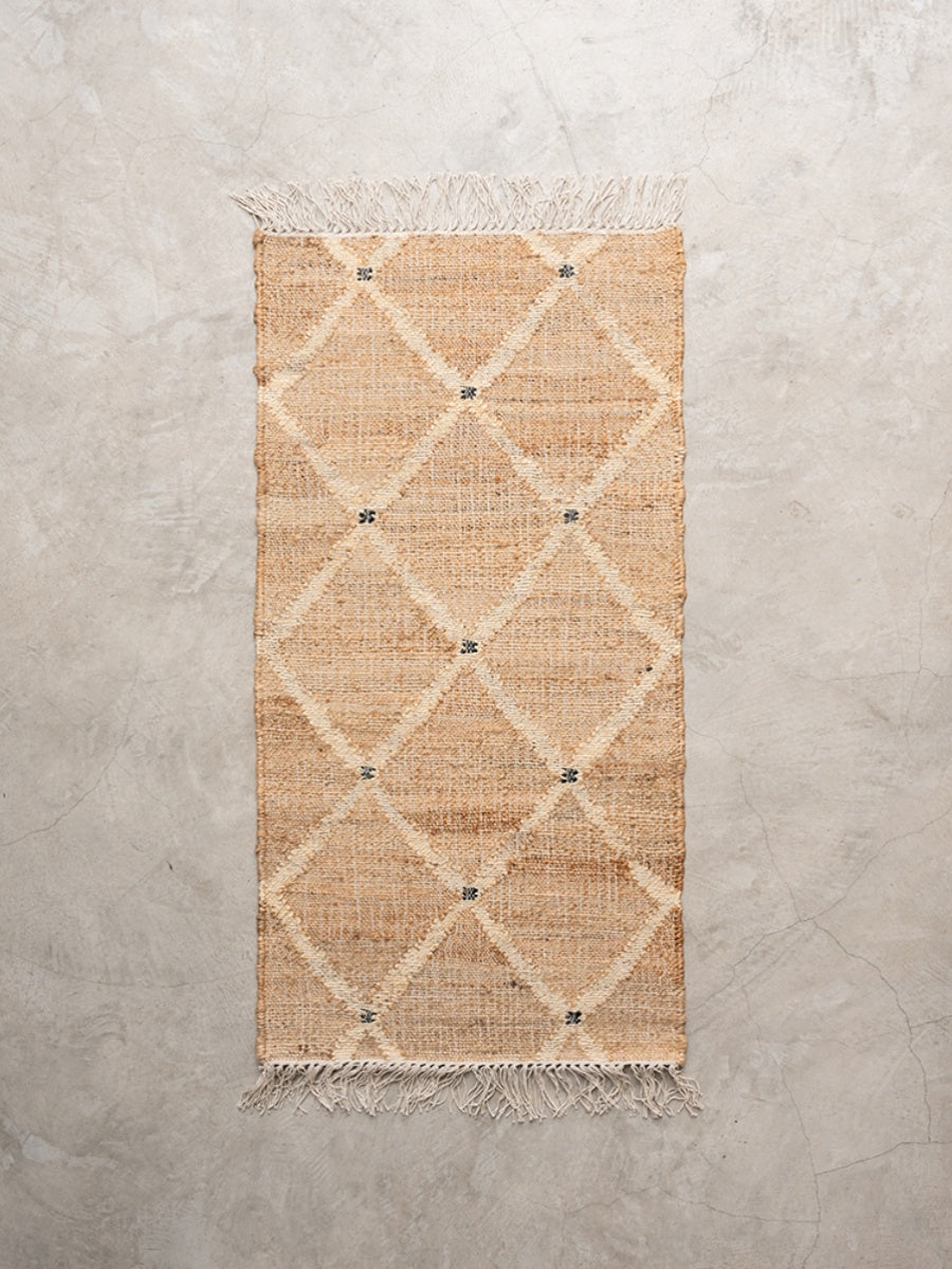 Indian Jute Rug - Beige Diamond Pattern