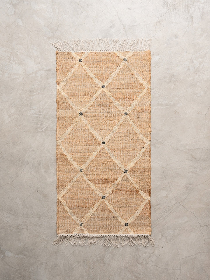 Indian Jute Rug - Beige Diamond Pattern