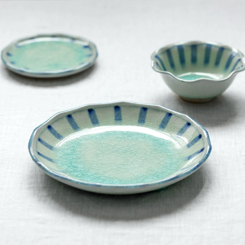 Blue and Teal Crackle Glaze Ceramic Plate Set, stylish crackle ceramic dinnerware with blue stripes.