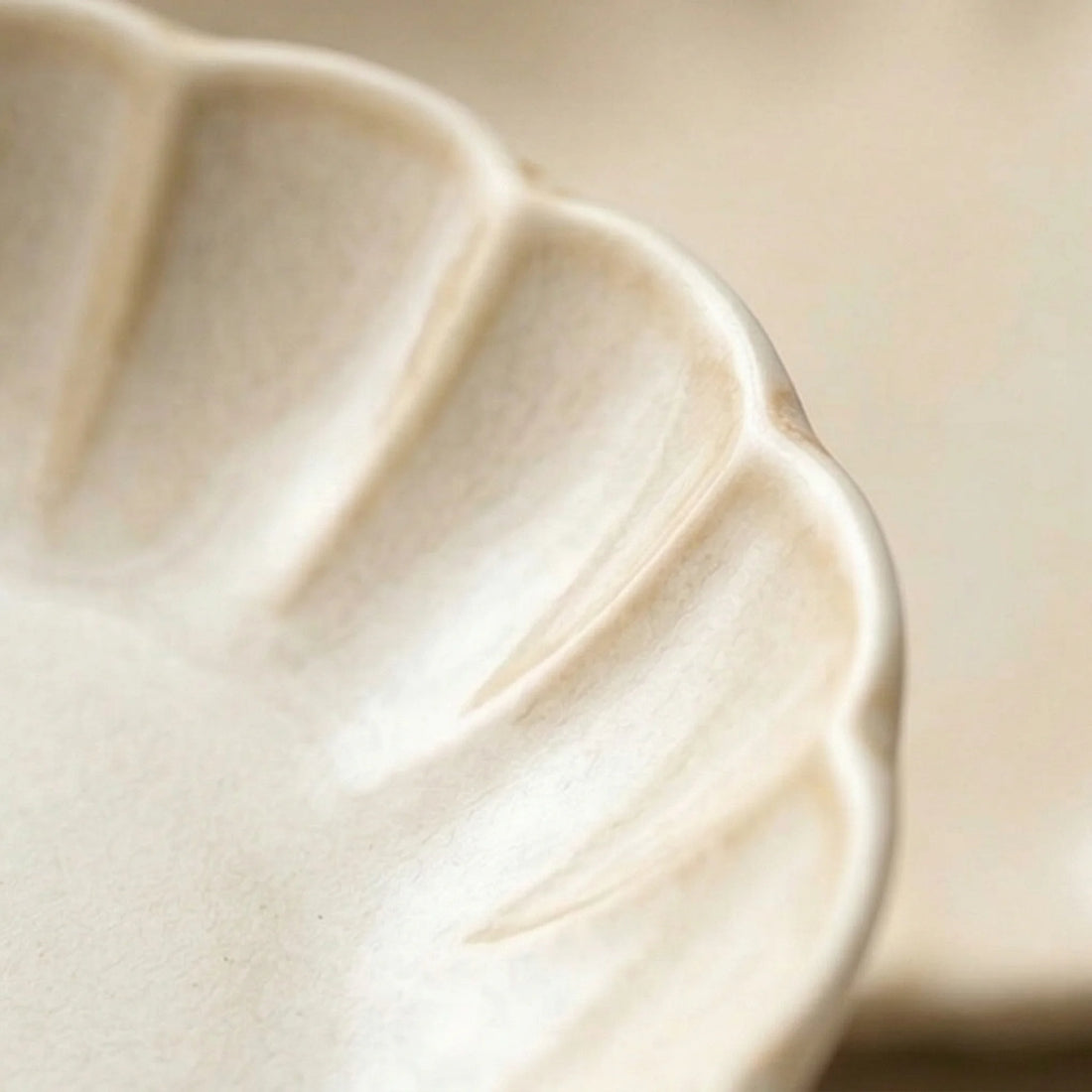 Scalloped Edge Ceramic Plate | Japanese Style Underglaze Fruit & Salad Dish — macro close-up of ceramic glaze texture and finish