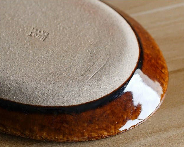 Nishida Muyu Japan-made oval deep plate, rustic ceramic tableware, brown glaze detail