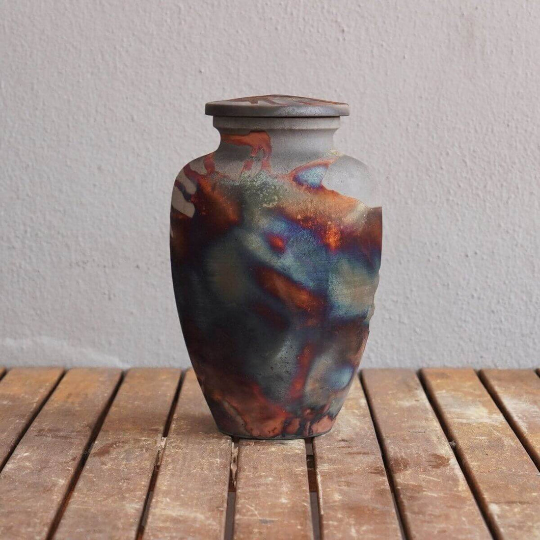 RAAQUU Omoide Ceramic Urn (Pre-Order) for Adult Remains - Raku Pottery 170 cubic inches Unique Handmade Cremation Vessel for Ashes, Pets, Cats, Dogs by RAAQUU