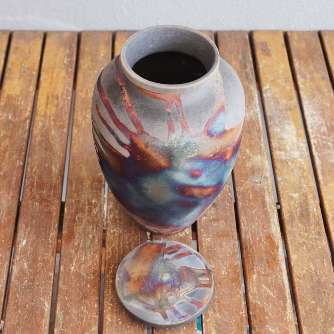 RAAQUU Omoide Ceramic Urn (Pre-Order) for Adult Remains - Raku Pottery 170 cubic inches Unique Handmade Cremation Vessel for Ashes, Pets, Cats, Dogs by RAAQUU