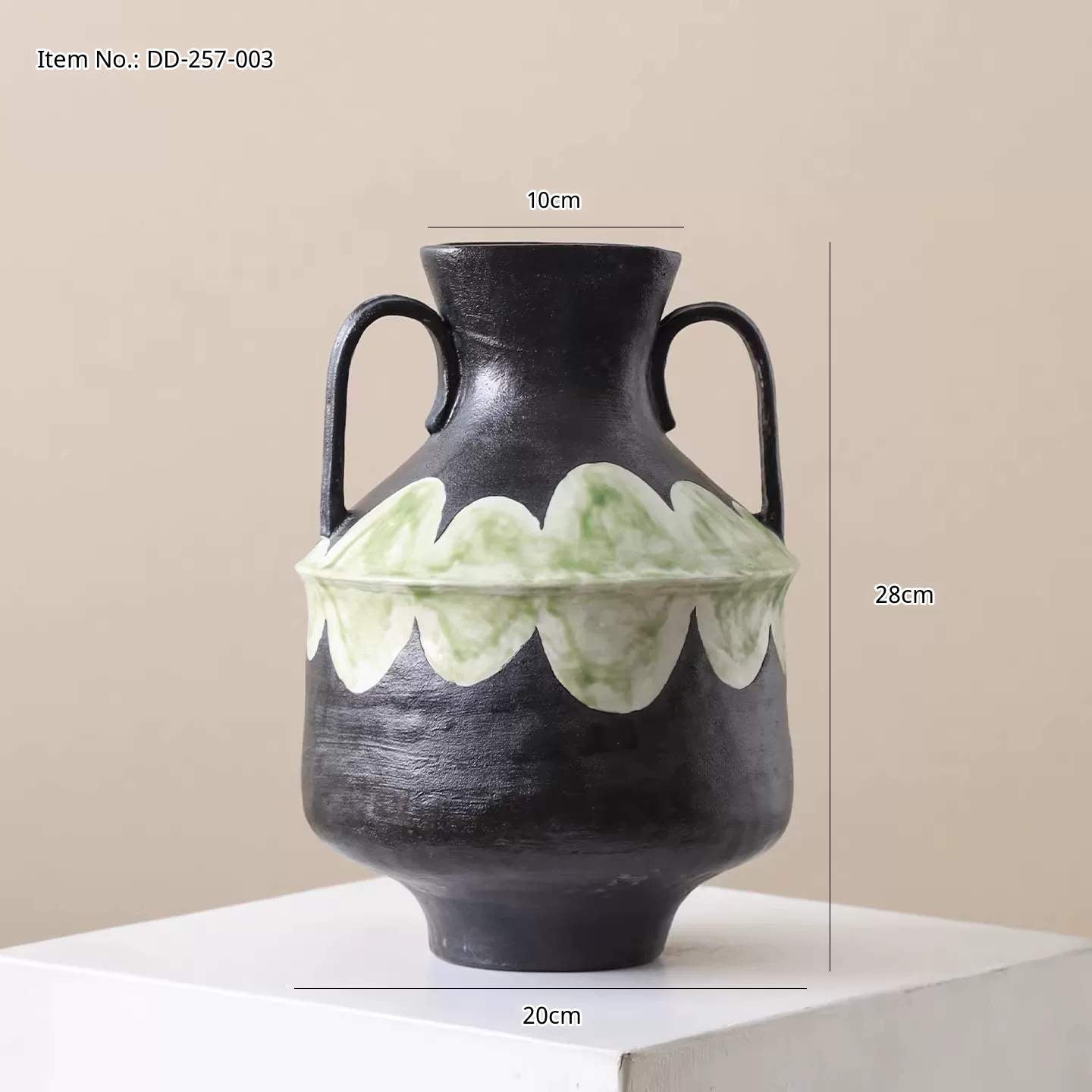 Dimensions diagram of a designer ceramic vase, 28cm high and 20cm wide with 10cm opening