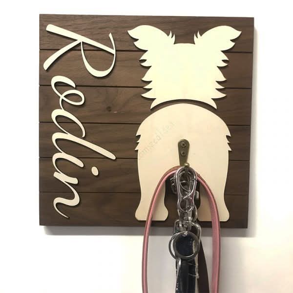 Personalized name wooden dog leash holder, farmhouse entryway decor with dog silhouette.