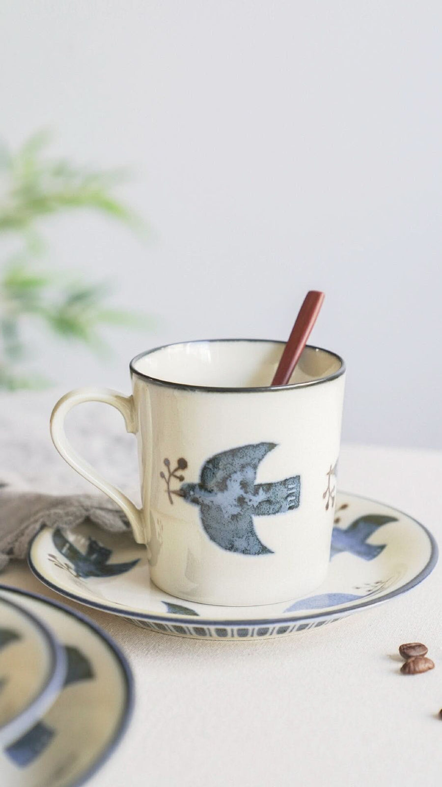 Bird Handpainted Mino Yaki Pottery Mug 10.14oz with blue bird detail on saucer