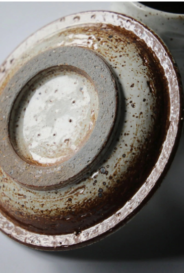 Stoneware Rustic Mug With Rock effect 10.14oz + Free Saucer