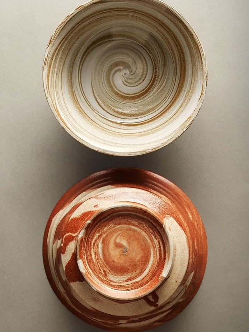 Ceramic Ramen Bowl 47oz with marble effect, tan and rust swirls.