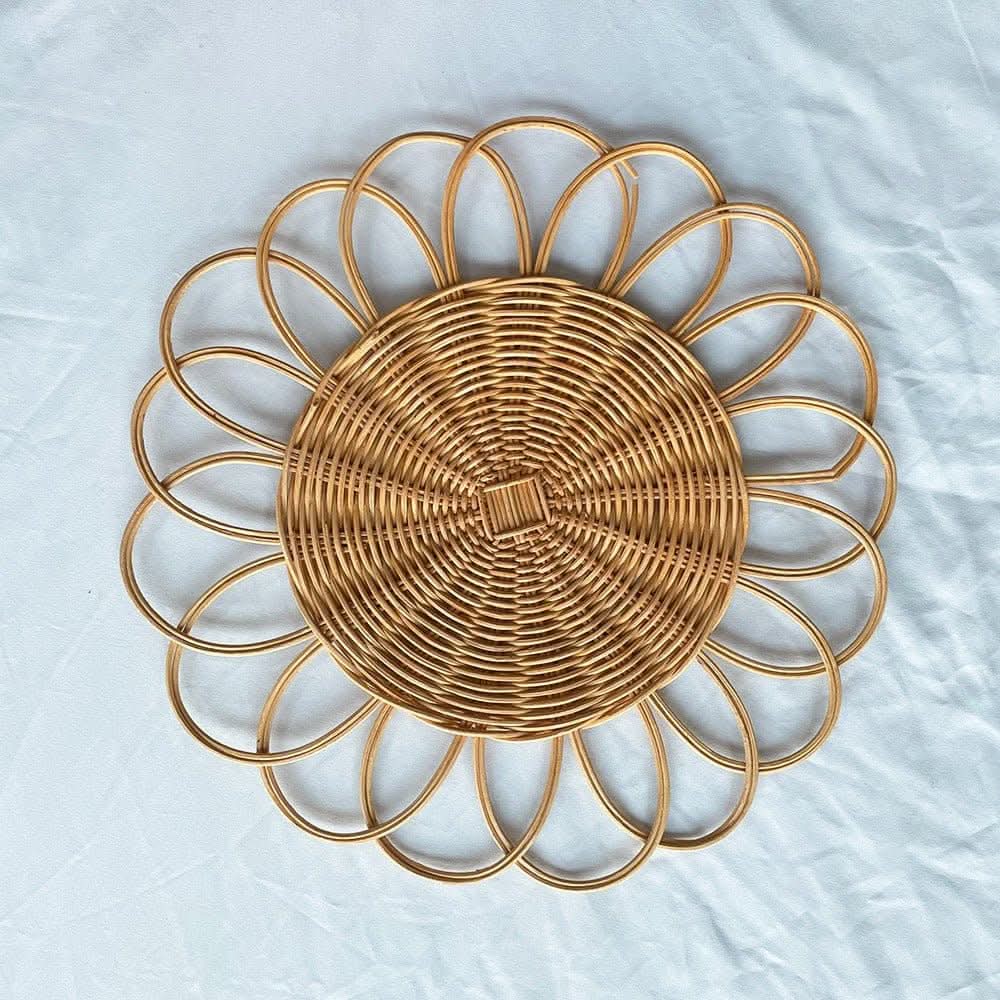 Handmade rattan wall hanging set, natural woven sunburst design for home decor.