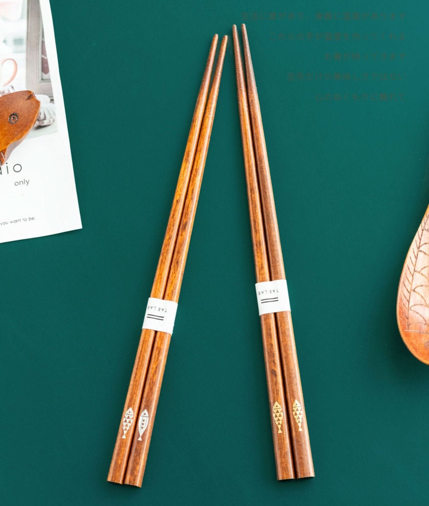 Japan imported handmade wooden chopsticks with cute fish design, perfect for household use or as a couple's gift.