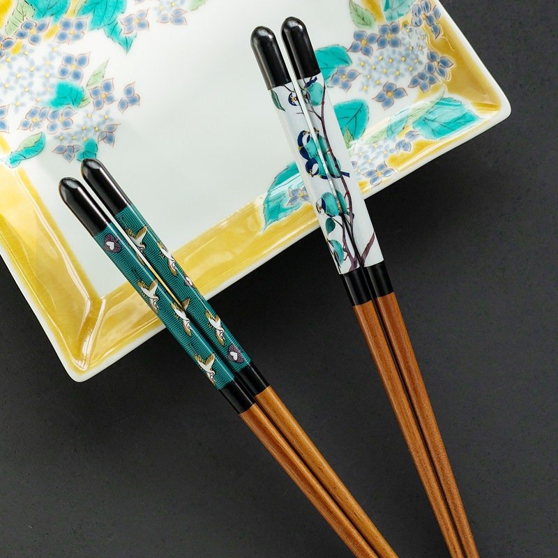 Japan Imported Kutani-Yaki Natural Wooden Chopsticks | Japanese Handmade, Household Spring Plum & Autumn Chrysanthemum, Classical Solid Wood - -