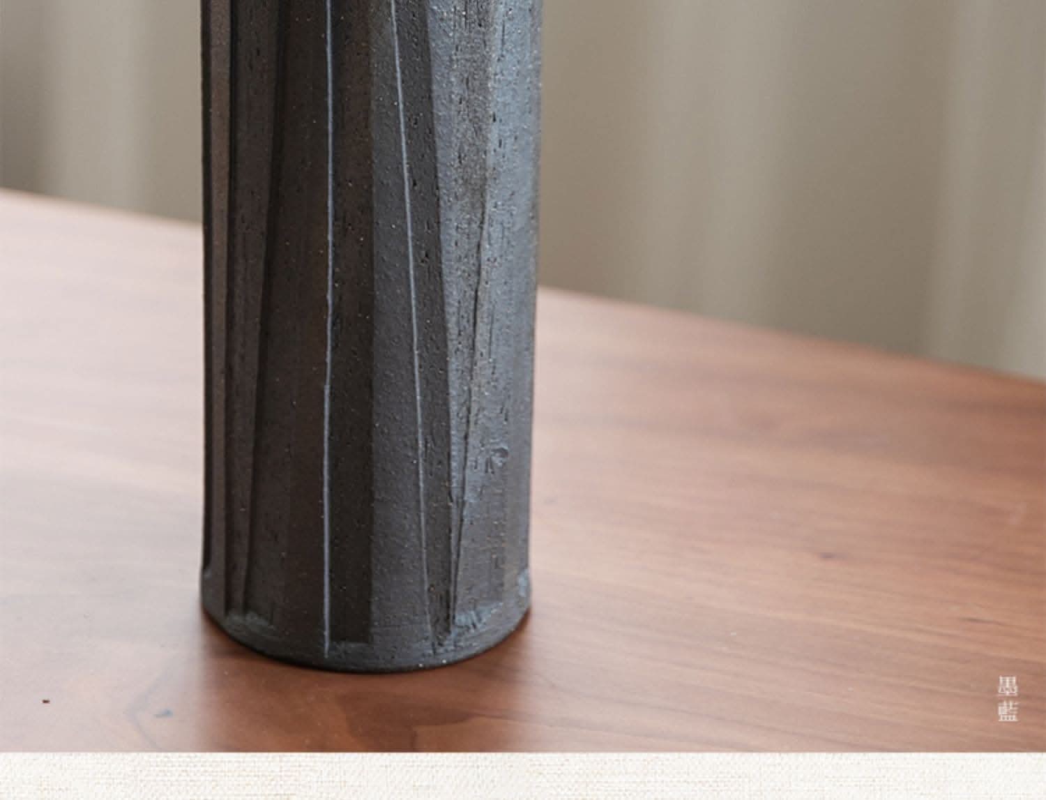 Lead-colored rough pottery vase, Shigaraki ceramics.