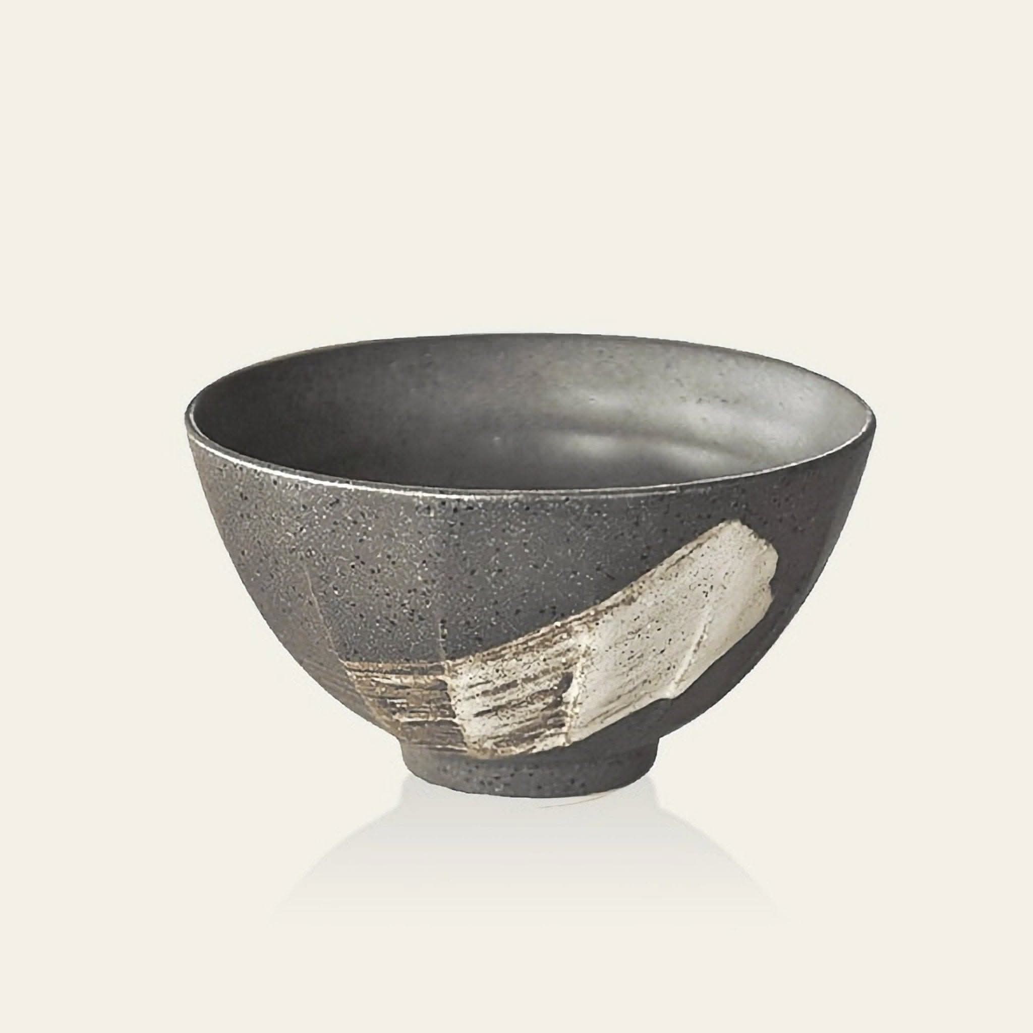 Grey ceramic Minoyaki rice bowl with white accent, handmade Japanese tableware
