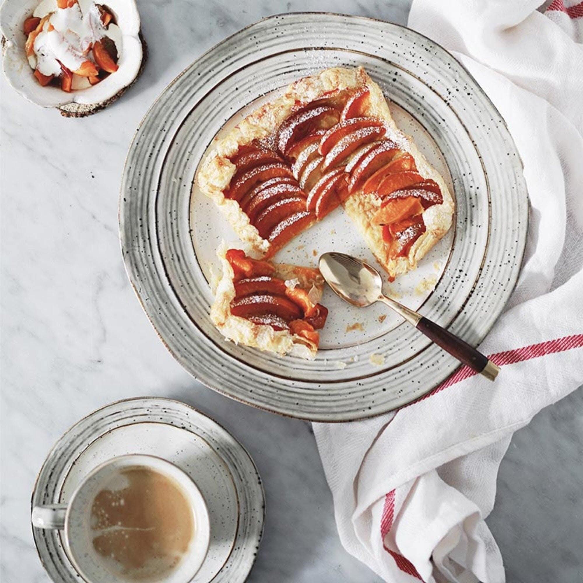 Japanese Style Retro Ceramic Plates with peach tart and coffee