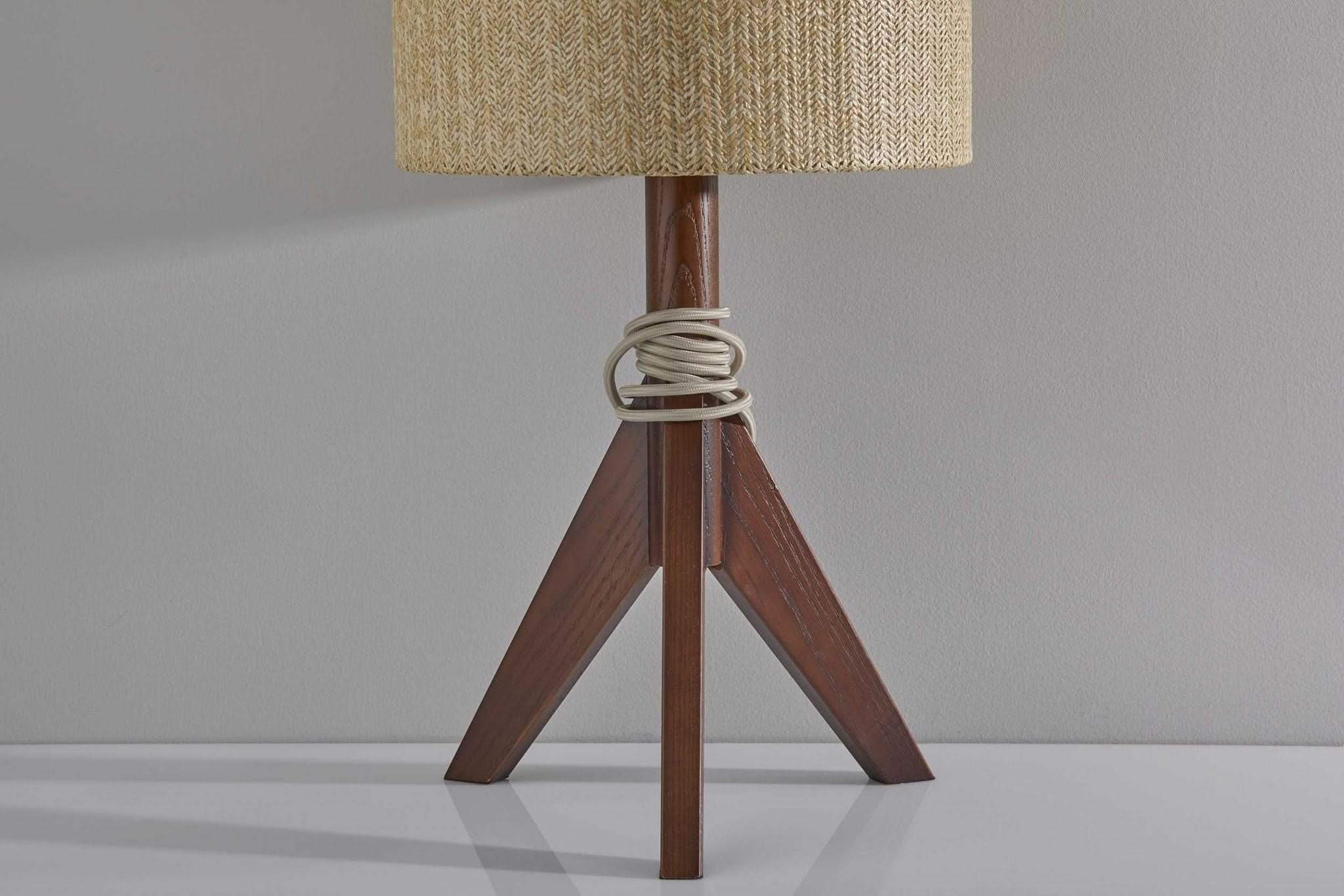 Natural Wood Tripod Base Table Lamp With Paper Shade. Mid Century Japanese/Scandinavian Desk Lamp.