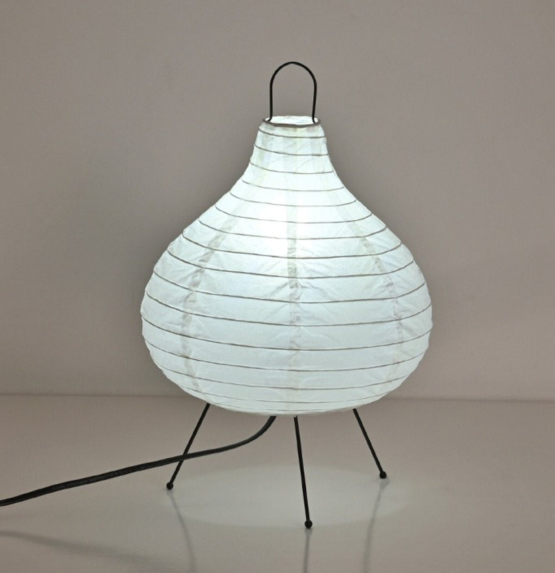 Paper Table Lamp, Garlic Shape | Mid Century Table Lamp, Asian, Japanese, Scandinavian, Desk Lamp, Bedside Light - -