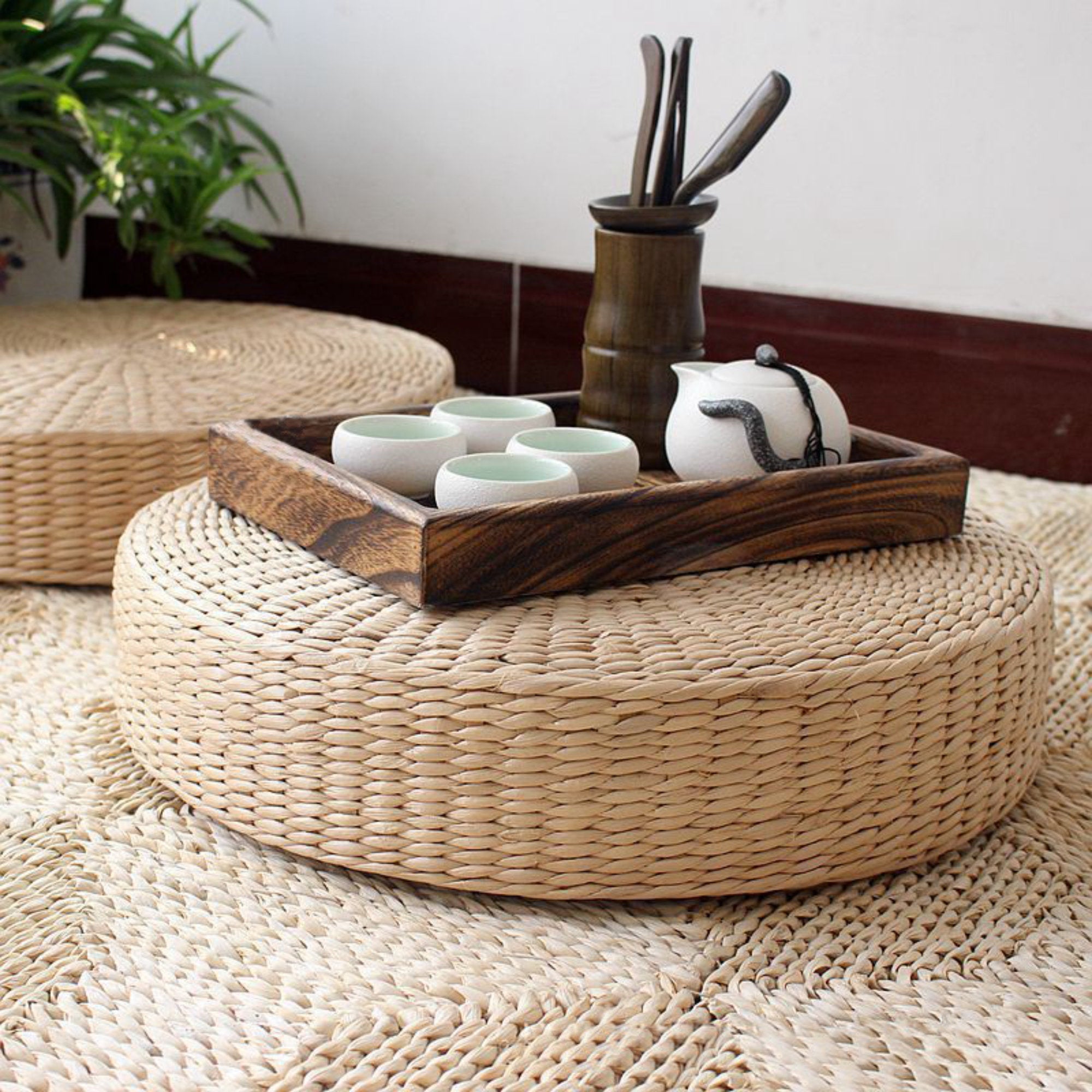 Straw 2025 meditation cushion