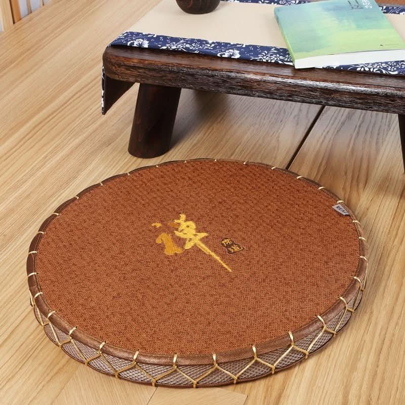 Brown Zabuton Meditation Chair with straw cushion and tatami mat detail